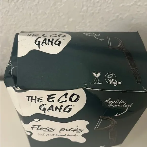The Eco Gang Floss Picks - Mint and Charcoal - Picture 2 of 4
